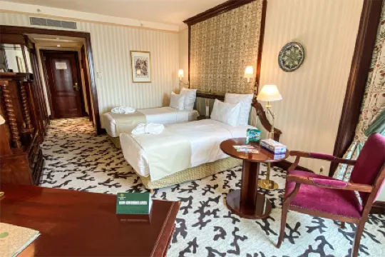 City Palace Hotel Tashkent Отели рядом с достопримечательностью «Рынок Чорсу»