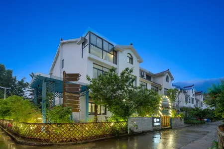 Floral Hotel·Wuxi Sanyueli Hotel ( Lingshan Dafo nianhuawan store) Отели рядом с достопримечательностью «Junzhang Mountain»