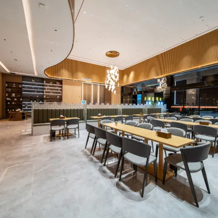 Luodian Mucheng · Banshan Hotel (Luodian Mingzhu Square Branch)