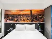 Galleria 12 Sukhumvit Bangkok by Compass Hospitality Hôtels à proximité de : BTS Asoke station