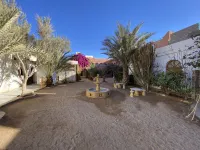 Caravanserail Hotel Tamanrasset Hotels near Abu Bakr mosque