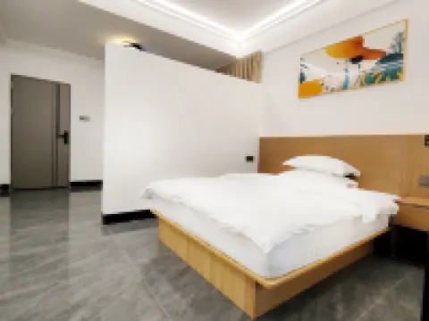 Xuwen Juxian Apartment (Chengdong Avenue Branch) Hotels in Xuwen