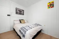 Heritage 5Br Home - Minutes Walk to CBD&South Bank, 3 Parking - Villas