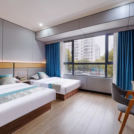 Meet the Light Hotel (Suzhou Railway Station Humble Administrator's Garden Branch)