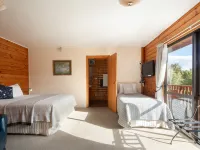 Fox Glacier Lodge Hotels in Fox Glacier
