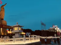 Vienna 3 Best Hotel (Old Town Hotel, People's Square, Kashgar) Hotels near People's Square