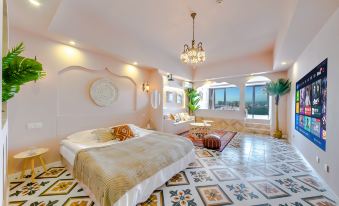 Qihai Yunzhu Scenic Apartment (Qingdao Railway Station Zhongshan Road)