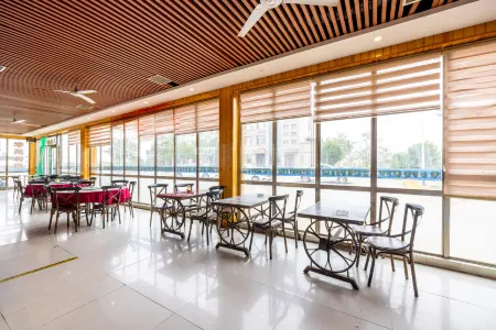 Elong Me Anlai Hotel (Zhangye Linze Danxia Avenue)