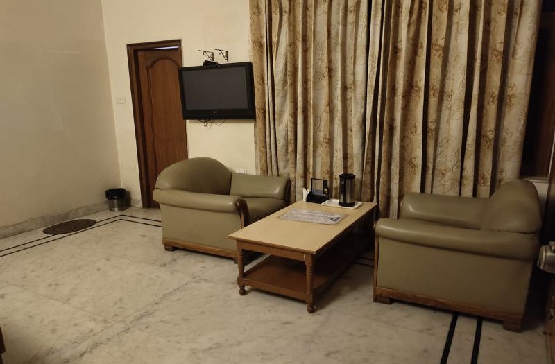 Hotel Rang Mahal Near Jaipur International Airport photo 2