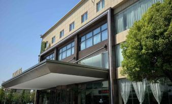 Yeshi International Hotel