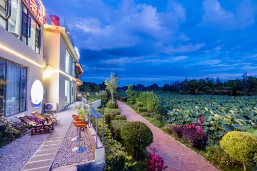 Puzhehei Shanhe Lakeview Boutique Hotel (Puzhehei Scenic Area) - 駐車場