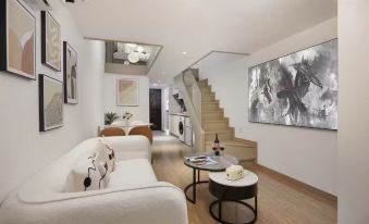 Banxia Light Luxury LOFT Apartment (Fish Tail Zhou Subway Station Branch)