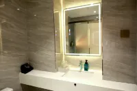 Xayar Honghua Grand Hotel