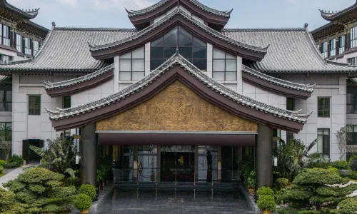 Yueheng Jinshan Ancient Town Hotel