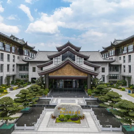 Yueheng Jinshan Ancient Town Hotel