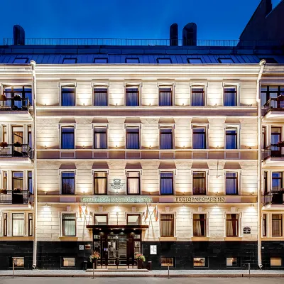Dom Boutique Hotel Hotels near State Russian Museum