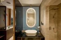 REY Hotel Hanoi - balcony