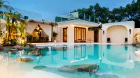 Yishe Savanna Beach Pool Resort | Wabi-sabi Beautiful Stay (OMG Heartbeat Paradise Branch) - Infinity Pools