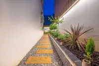 Jinhuang Future Hotel (Honghezhou Government Branch) Hotel in zona Mengzi Railway Station