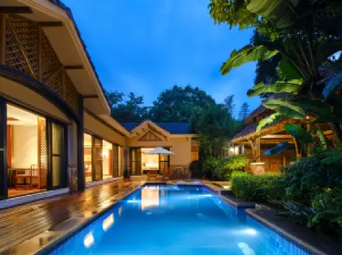 เจซี โฮเต็ล เออเหมย