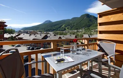 Résidence Odalys Aquisana Hotels near Ski Connections