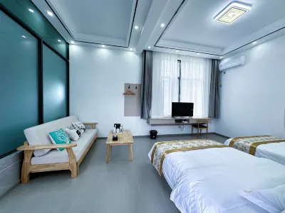 Changyi Xinju Hotels in Lijiang Sanyi Airport