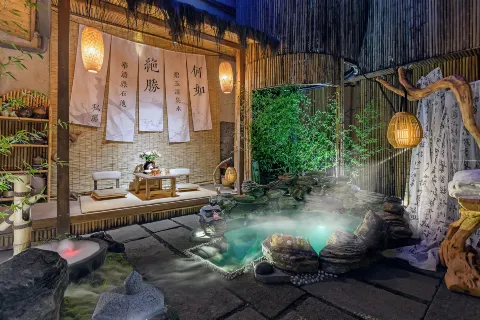 Premier Compound Hotel