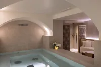 Hôtel Toujours & Spa - Pools