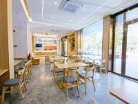 M酒店(佰盛購物中心店) 陽山酒店