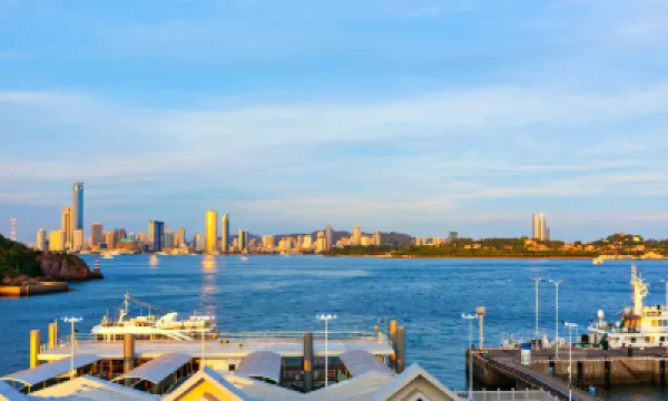 Xiamen Luhai Bay Sea View Hotel (Songyu Wharf Store) Hotels in Aluohai Plaza/Songyu Ferry