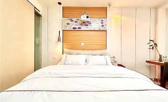 Xiping Xiaoyin Chaying Homestay