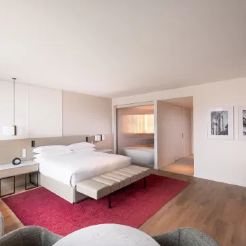 Adelaide Marriott Hotel Отели рядом с достопримечательностью «Площадь Виктория»