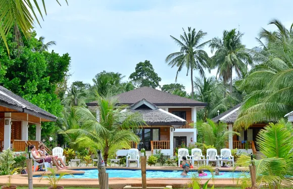 白色別墅度假村