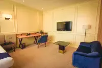 Ulaanbaatar Boutique hotel Các khách sạn gần Jukov memmorial