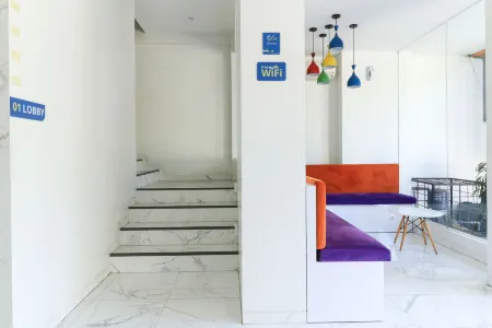 Hotel Berlian International Отели в г. Pabean Cantikan