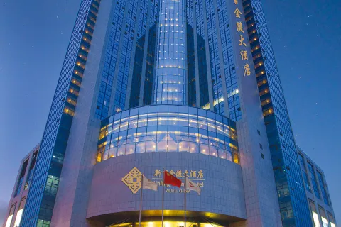 Cenbest Jinling Grand Hotel