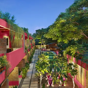 PinkCoco Gili Trawangan - Constant Surprises & for Cool Adults Only