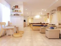 Nature Boutique Hotel Ratchayothin Hoteles cerca de Escuela Horwang