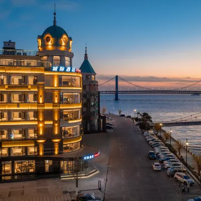 IntercityHotel Dalian Xinghai Square Hotels near Dalian Shell Museum