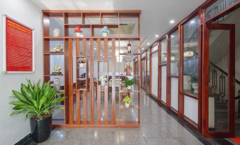 Ngan Ha Hotel