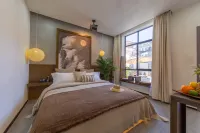 Weishi · Air Qieman Xiangmo Homestay (Dali Ancient City South Gate) - balcony