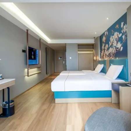 Home Up Hua Yi Selected Hotel (Cangzhou Dongguang County Branch)