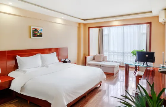 白銀天潤商務酒店