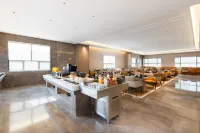 Vienna International Hotel (Shuangfeng County Branch) Hotels in Shuangfeng