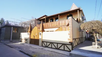 The Magic House of the Fugitive Wizard فنادق في 