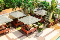 Palmbeach Resort & Spa فنادق في لابو لابو سيتي