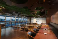 Hotel Neo+ Airport - Jakarta Hotels in Benda