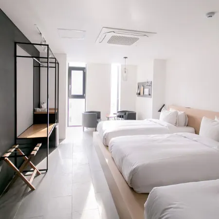 Boutique Hotel BomBom Отели рядом с достопримечательностью «Фантазийный музей чашек»