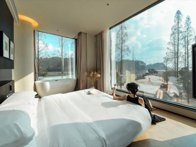 Lex River View Hotel