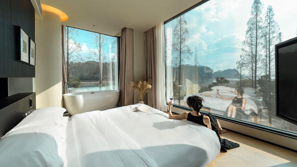 Lex River View Hotel